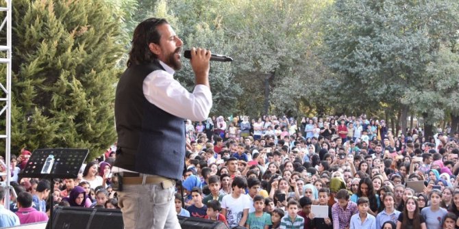 Gece Yolcuları grubuna büyük ilgi