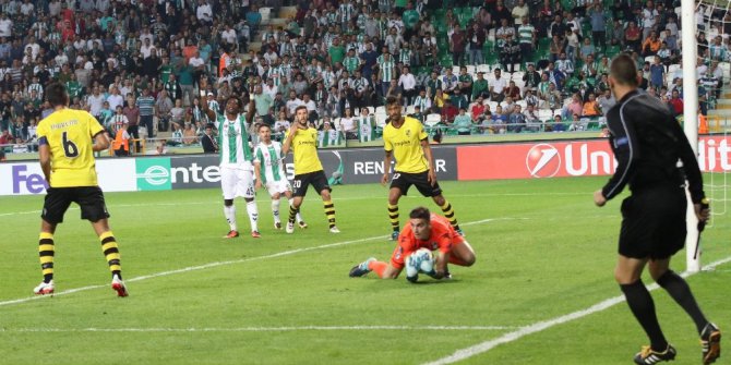 UEFA Avrupa Ligi: Atiker Konyaspor: 2 - Vitoria Guimaraes: 1 (Maç sonucu)