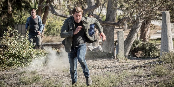 Colony 3. Sezon 8. Bölüm Fragmanı İzle