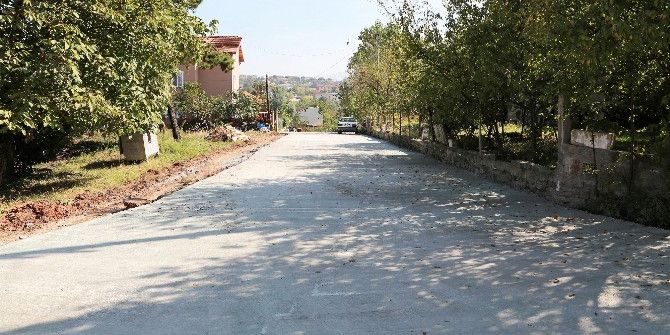 Başiskele’de Yollar Betonla Kaplandı