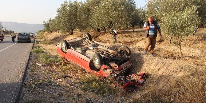 Mut’ta Trafik Kazası: 2 Yaralı