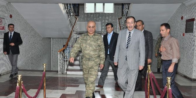 9’ncu Kolordu Komutanı Tümgeneral Özoğlu, Başkan Bulutları Ziyaret Etti