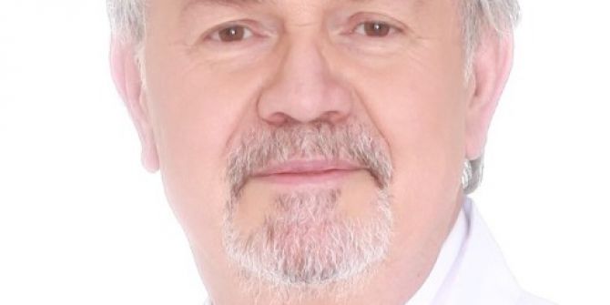 "Göğüste Fark Edilen Kitleler, Kanser Belirtisi Olmayabilir"