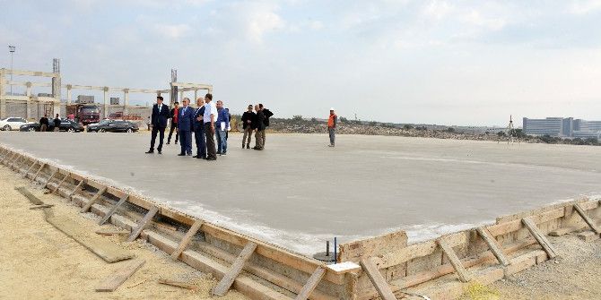 Başkan Kocamaz, Helikopter Pisti İnşaatında İncelemelerde Bulundu
