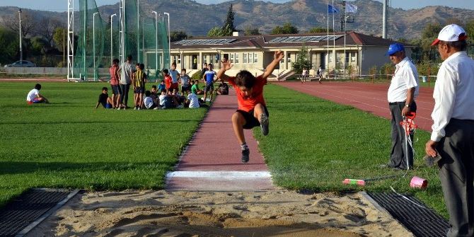 Aydın’da Amatör Spor Haftası Atletizm Yarışları Tamamlandı