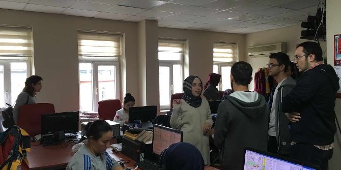 Öğrenciler 112 Komuta Kontrol Merkezi’ni Ziyaret Etti