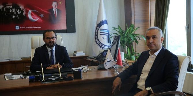 Vali Mesut Köse Rektör Vekili Aydınlı’yı Ziyaret Etti
