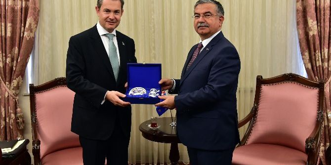 Bakan Yılmaz, Yeni Zelanda Büyükelçisi Curr’u Kabul Etti