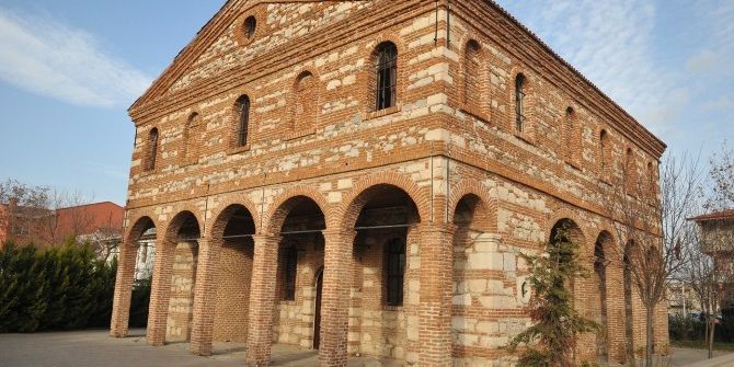 Özlüce Kültürevi Kaderine Terk Edildi