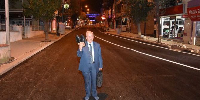 Çorapla Gezen Chp’li Başkan’a Ak Partili Başkan’dan Videolu Cevap