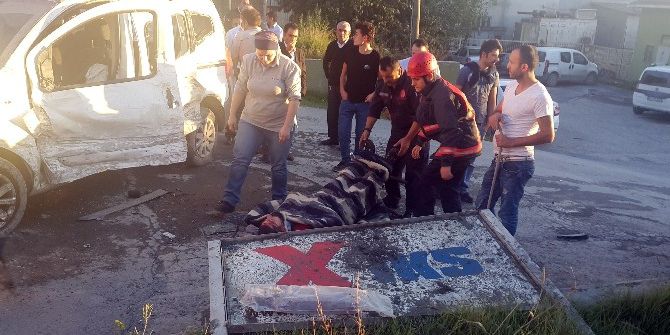 Ambulans Gelinceye Kadar Yaralıyı Konuşturarak Uyanık Tuttular