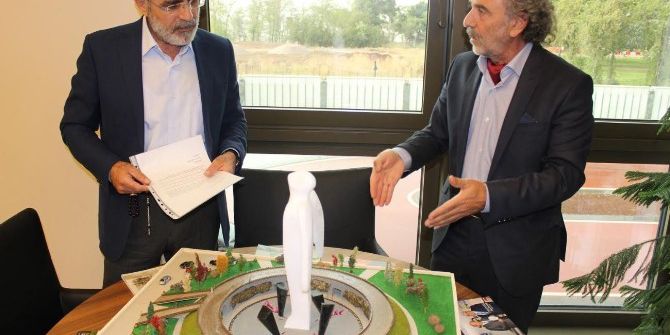 Cumhurbaşkanı Erdoğan’a 15 Temmuz Şehitleri Anıtı Projesi Sunuldu