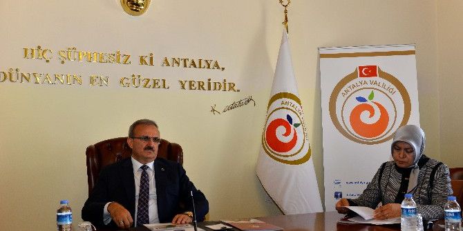 Antalya’da Yetimlerine Sahip Çıkıyor Projesi