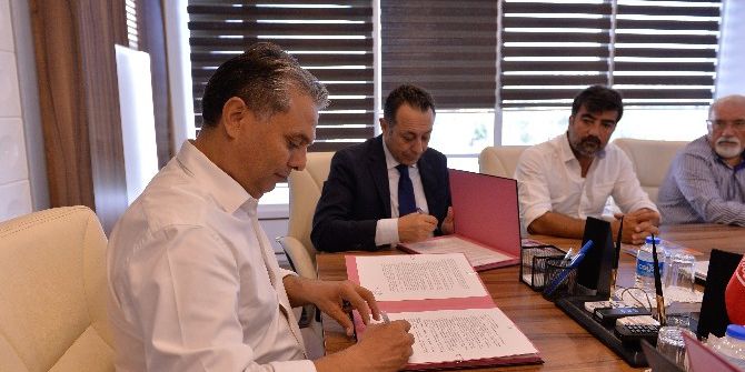 Antalyaspor Derneği Ve Muratpaşa Belediyesi İş Birliği Protokolü İmzaladı
