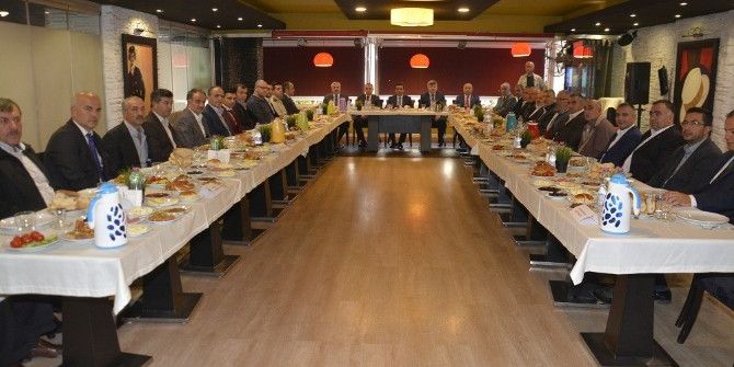Körfez Esnafı İstişare Toplantısında Bir Araya Geldi