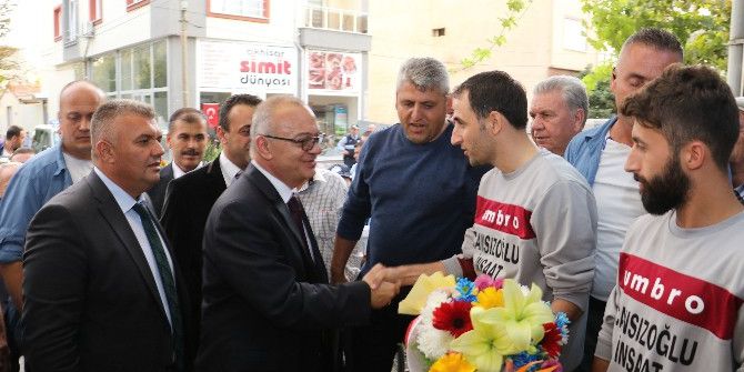 Başkan Ergün Balkan Göçmenlerinin Taleplerini Dinledi