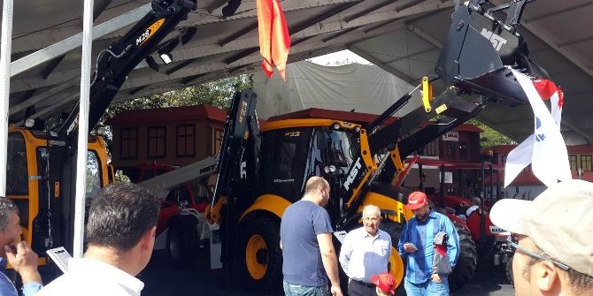 Mst İş Ve Tarım Makinaları 6 Plus Serisi Bekoloder İle “İlk Yerli Bekoloder Simülatörü”nü Sergiliyor