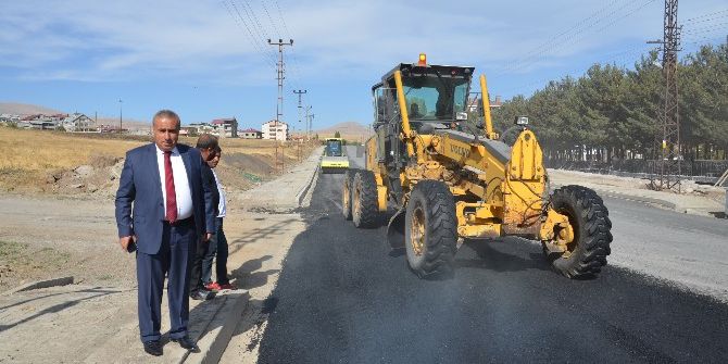 Tatvan Belediyesinden Asfalt Çalışması