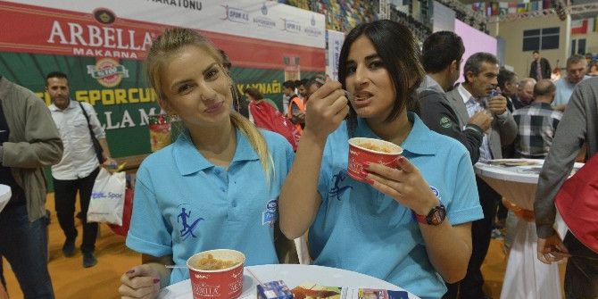 Arbella, 10 Farklı Şehirde 34 Bin Sporcuya Makarna Yedirdi