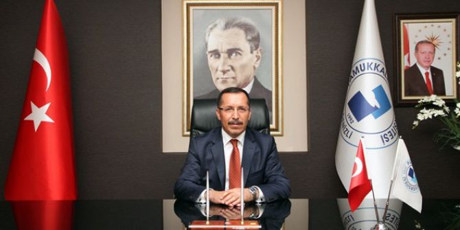 16 Fakülteye Dekan Vekilliği Yapan Rektör