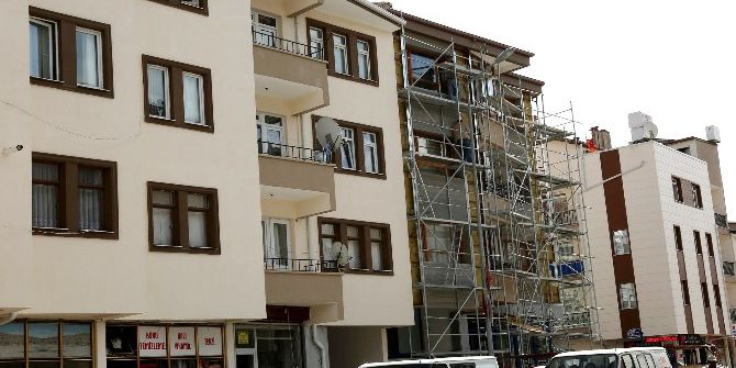 Gölbaşı Belediyesi, ‘Cephe Yenileme Projesi’ İle 5. Etap Yenilemesini De Bitirmek Üzere