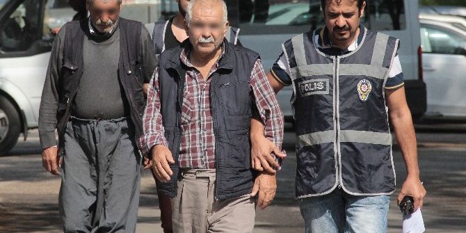 Bekçi Kulübesinde Fuhşa Baskın