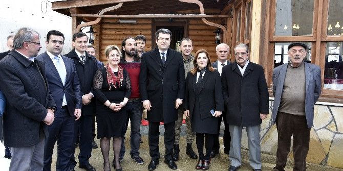 Vali Memiş Özkürtün’de