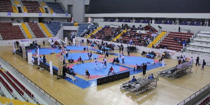 Kulüpler Türkiye Tekvando Şampiyonası Mersin’de Başladı
