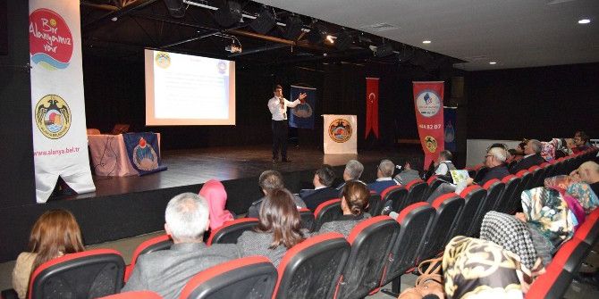 Alanya’da Kantin İşletmecilerine ‘ Gıda Hijyeni’ Semineri