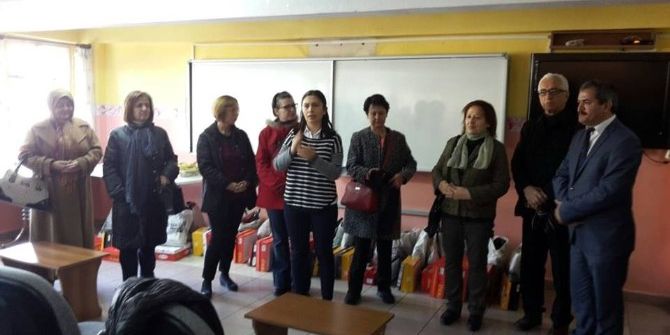 Bayanlar Kurulu, İşitme Engelli Okulu Öğrencilerini Sevindirdi