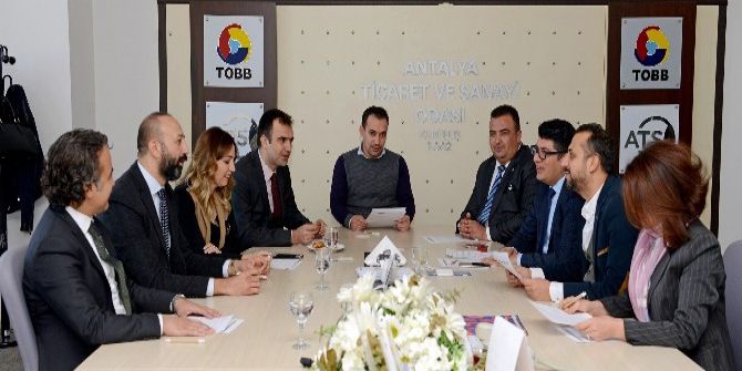 Antalya’da İş Dünyasından Tl Desteği