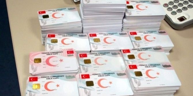 Uşak’ta Yeni Kimlik Kartı Verilmeye Başlanıldı