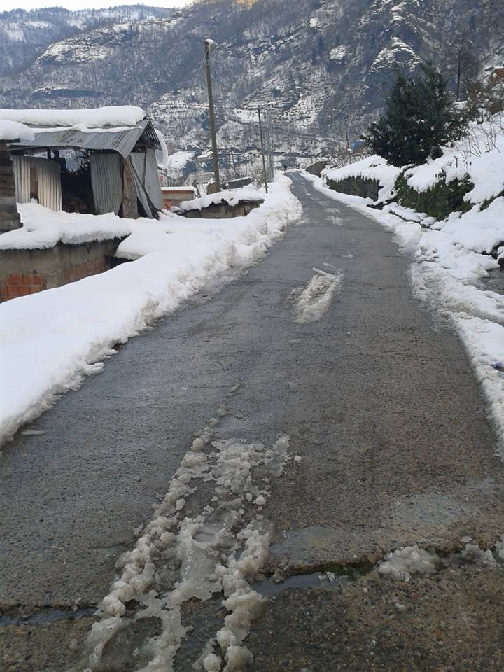 Tonya Hoşarlı Köyü Resimleri 38