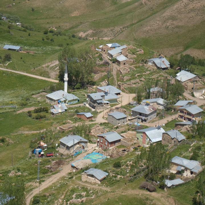 Bayburt Petekkaya Köyü Resimleri 1