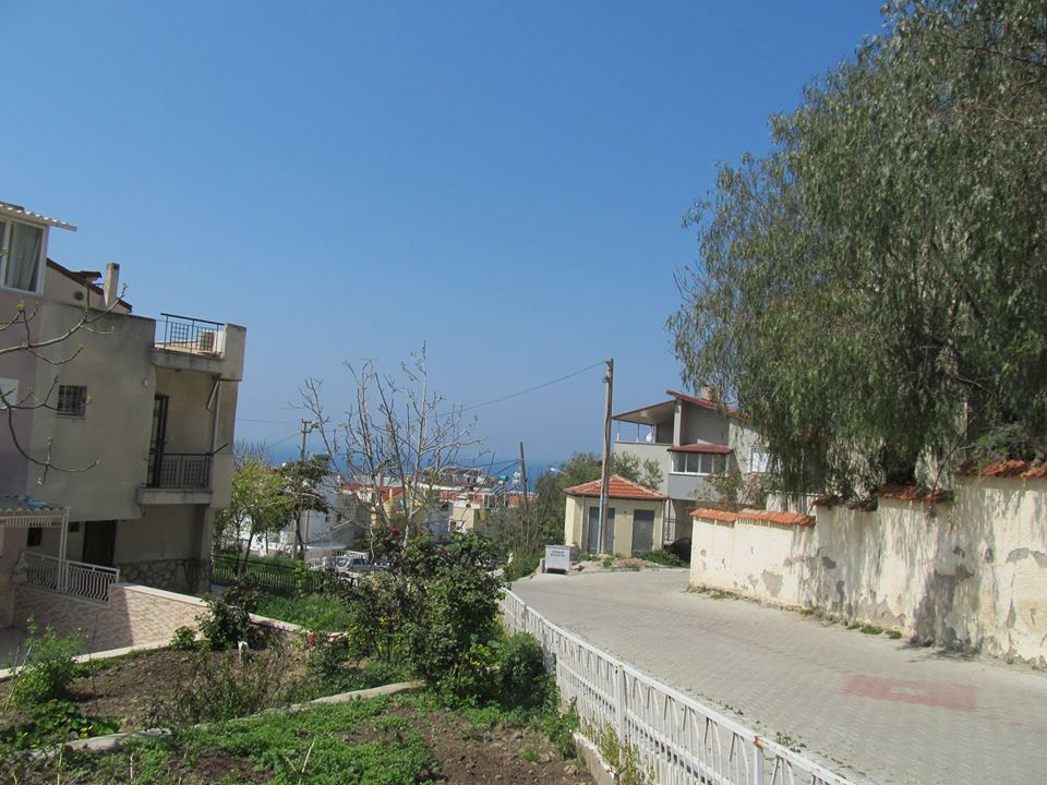 Kuşadası Kadınlardenizi Köyü Resimleri 4