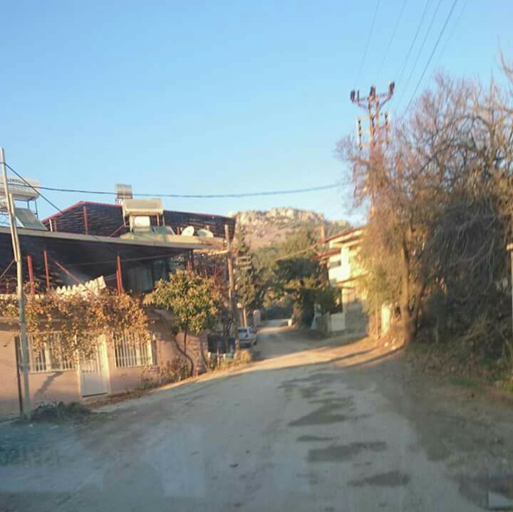 Altınözü Kılıçtutan Köyü Resimleri 1