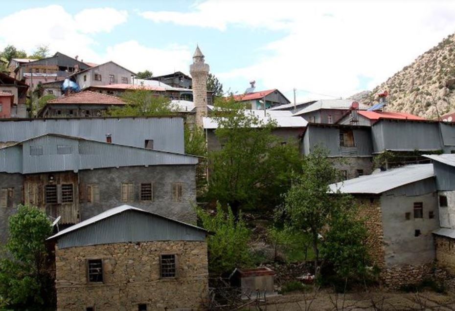 Kemaliye Aksöğüt Köyü Resimleri 11