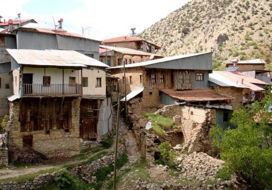 Kemaliye Aksöğüt Köyü Resimleri 14