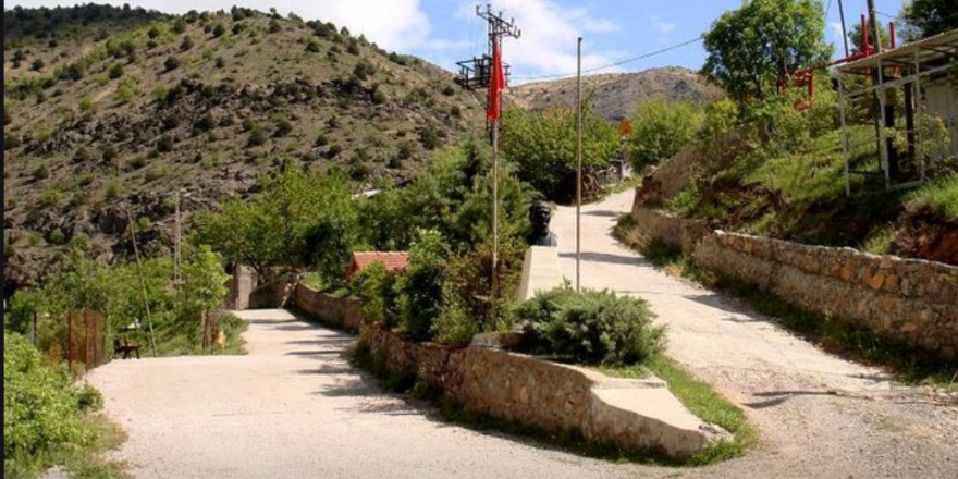 Kemaliye Aksöğüt Köyü Resimleri