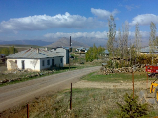 Adana Tufanbeyli Taşpınar Köyü Resimleri 31