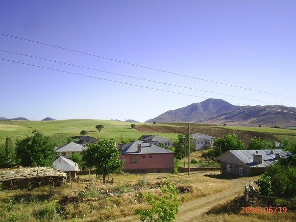 Adana Tufanbeyli Taşpınar Köyü Resimleri 37