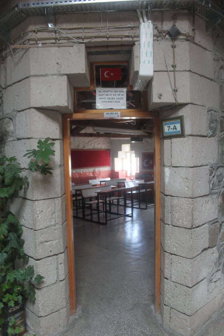 Ulukışla  Eminlik Köyü Resimleri 3
