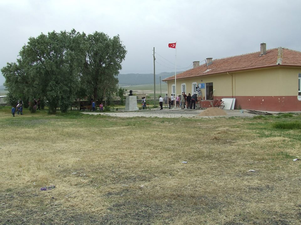 Emirgazi Yamaç Köyü Resimleri 1