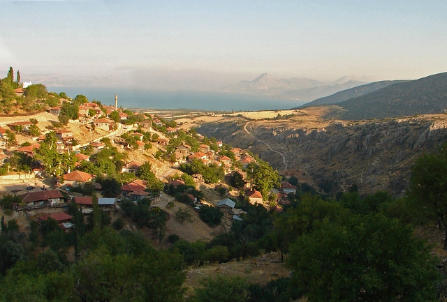 Yalvaç Celeptaş Köyü Resimleri 1