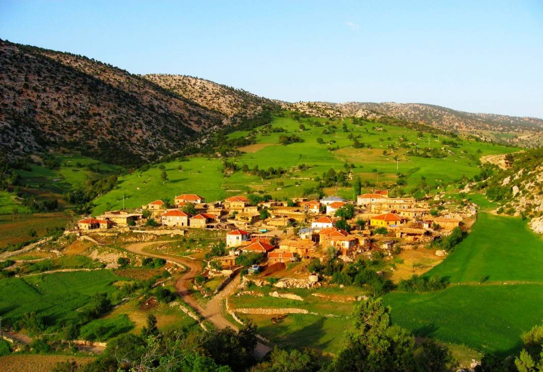 Karaman Bademli Köyü Resimleri 3