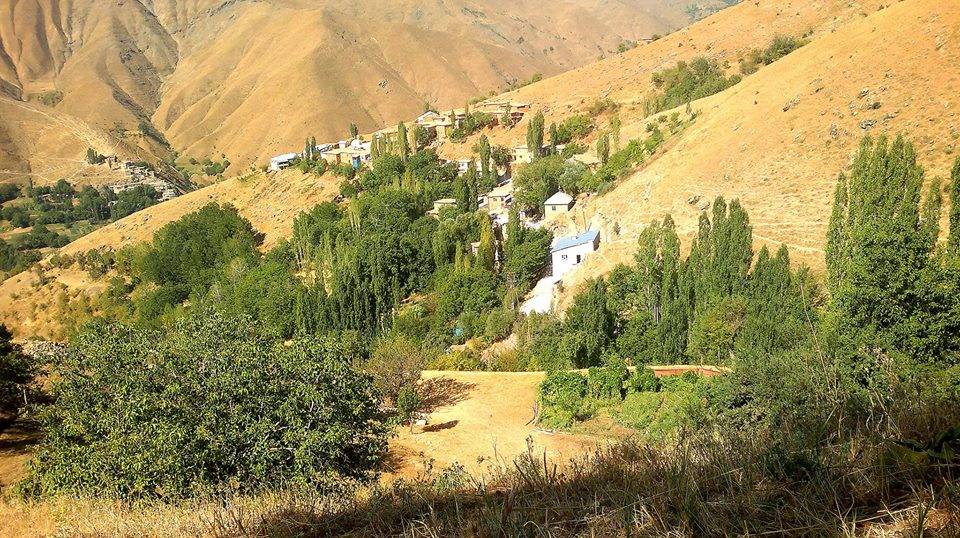 Bahçesaray Cevizlibelen Köyü Resimleri 1