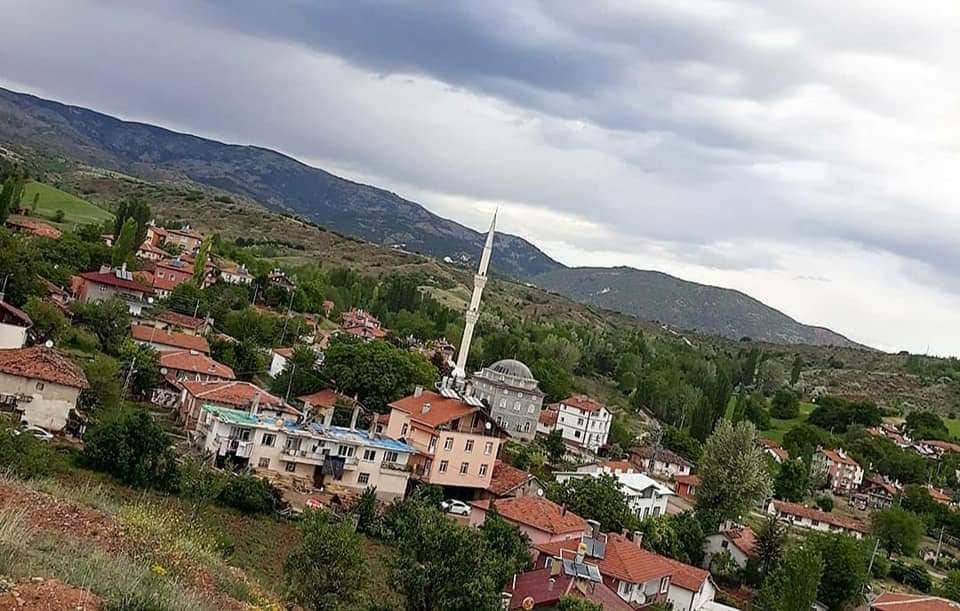 Yapraklı Karacaözü Köyü Resimleri 4