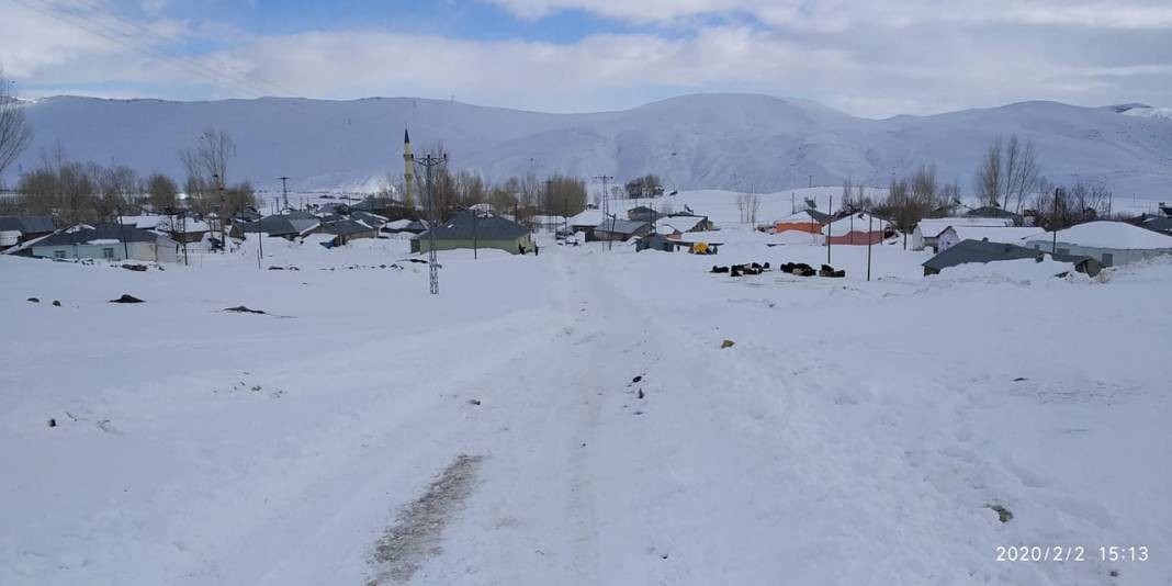 Karlıova Kümbet Köyü Resimleri 4