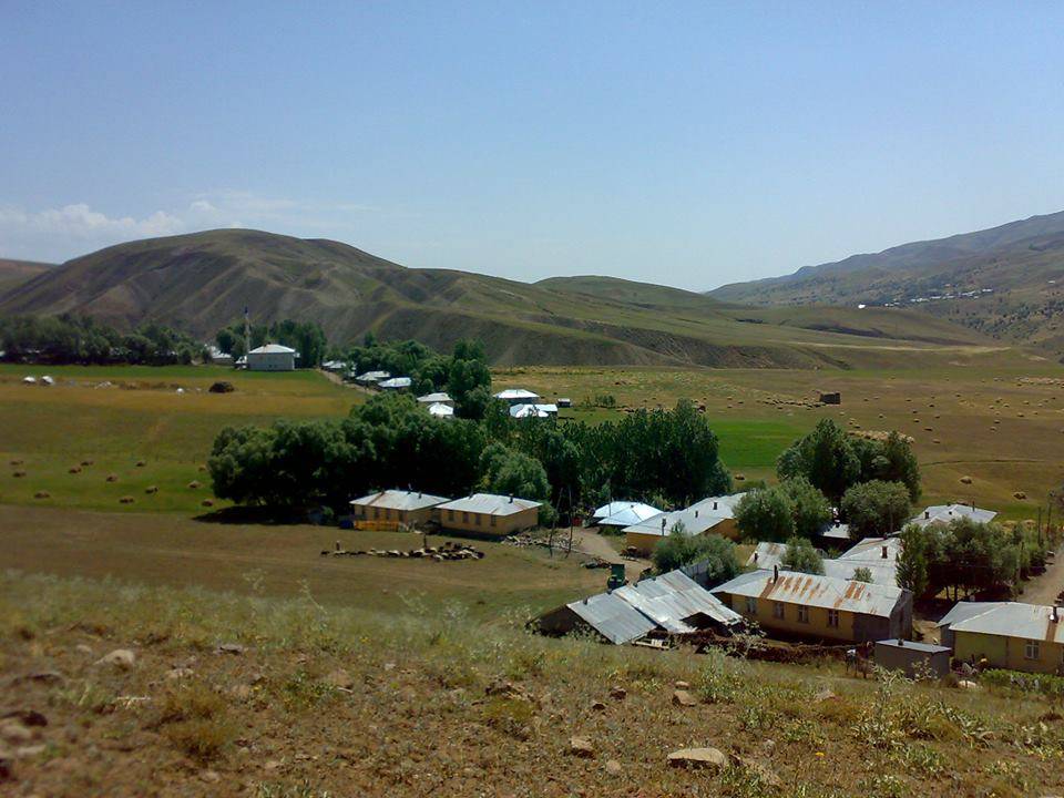 Karlıova Suçatı Köyü Resimleri 1