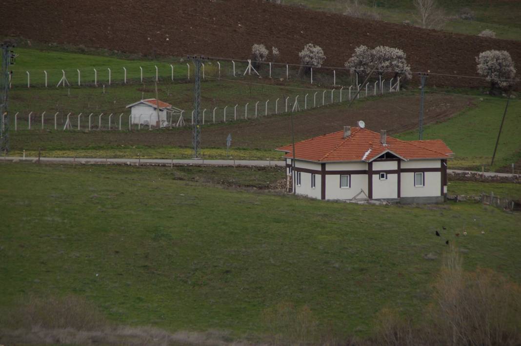 Bayat Tevekli Köyü Resimleri 5